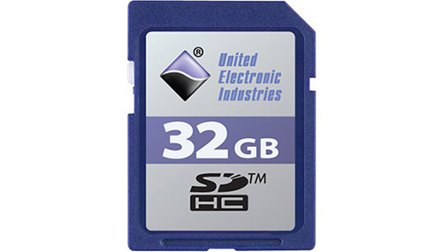 32 GB SD card